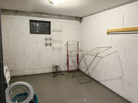 Renovierte Zweizimmerwohnung mit EBK, Balkon und Stellplatz in Laubenheim - neu saniertes Bad - Photo 5