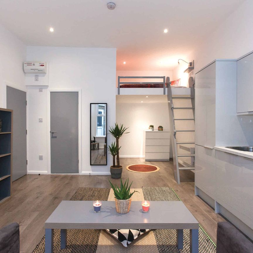 Classic Studio - Photo 1