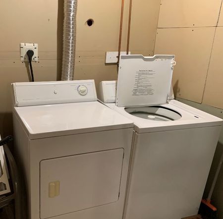 For Lease - 130 Canyon Hill Avenue Unit# Bsmt, Richmond Hill, Ontario - Photo 4