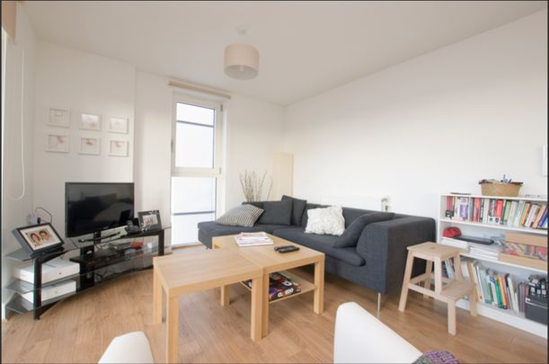 2 Bed Flat, London, E8 - Photo 1