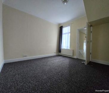 4 bedroom property to rent in London - Photo 2