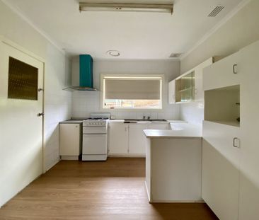 Neat and Tidy Home - Photo 4