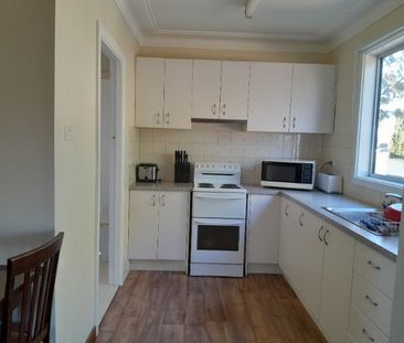 2 Bedroom Unit In East Tamworth - Photo 3