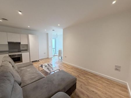 2 bedroom flat to rent - Photo 3
