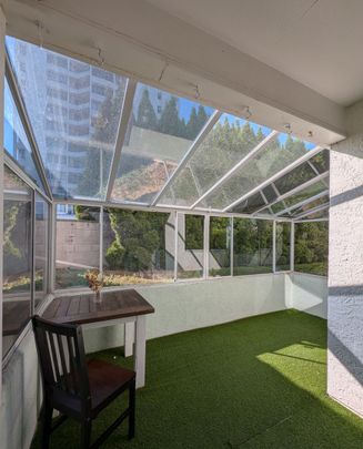 Spacious 2 bed/2 bath Downtown Kelowna - Photo 1