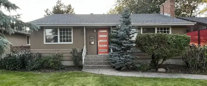 Lovely Bungalow in Grovenor | Edmonton - Photo 1