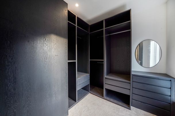 Ashchurch Grove, Hammersmith, London, W12 - Photo 1
