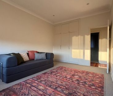 Toorak - Photo 2
