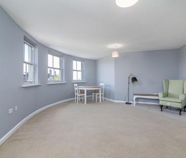 2 bedroom flat to rent - Photo 3