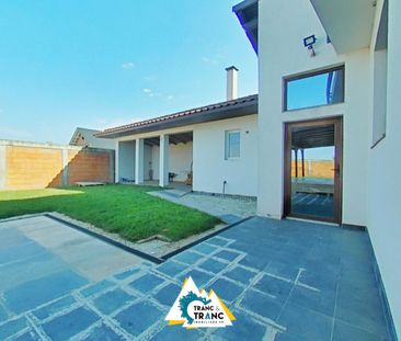 De închiriat – casă modernă cu 4 camere, Livada - Fotografie 5