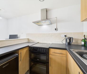 Studio to rent - Photo 5