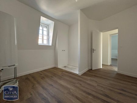 Location Appartement 3 pièces 91m² CAMBRAI 59400 - Photo 4