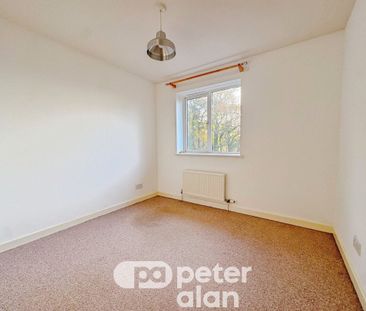 Celyn Avenue, Cyncoed, Cardiff - Photo 4