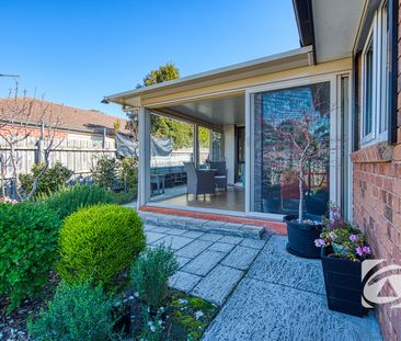 GARDEN PARADISE! - Photo 2