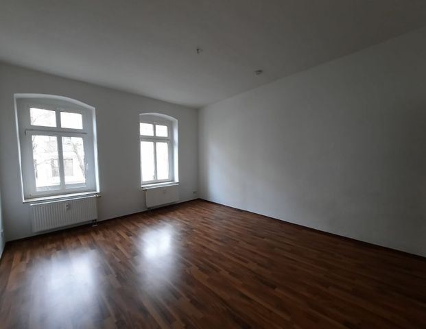 2-Raumwohnung inkl. Einbauküche sucht Nachmieter ! - Foto 1