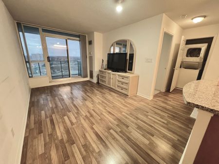 For Lease - 4850 Glen Erin Drive, Mississauga, Ontario - Photo 3