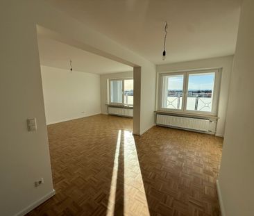 Modernisierte 3-Zimmer-Wohung mit Parkett und zwei Balkonen in Haar - Photo 1