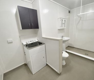 Riverside Apartment Ground floor 2 Bedroom - Photo 4