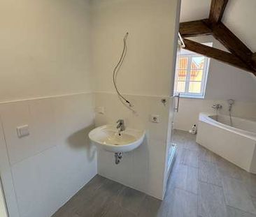 Exklusive Studiowohnung im Dachgeschoss - Innenstadtlage. Mit Stell... - Foto 1
