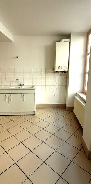 T1 centre-ville 1er étage - Photo 1