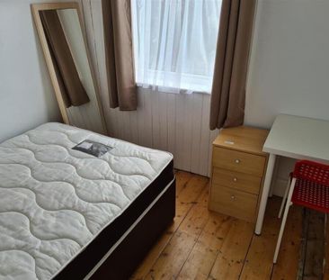 Southmead Road, Southmead - Photo 2