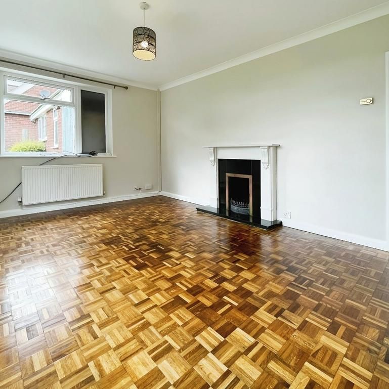 3 bedroom bungalow to rent - Photo 1