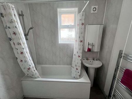 Percy Road, Southsea, PO4 - Photo 2