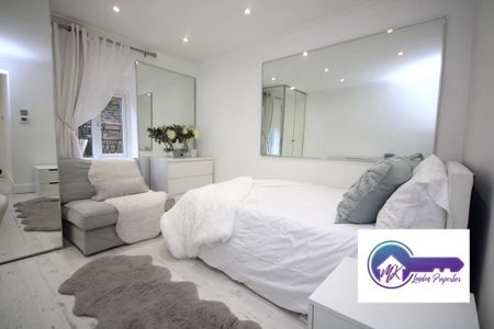 1 Bedroom Room in Flat Share To Rent - Photo 2