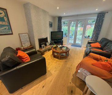 2 bedroom maisonette to rent - Photo 4