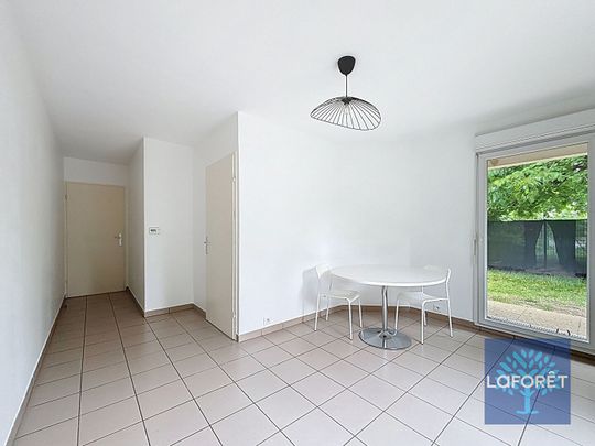 Apartment - Photo 1