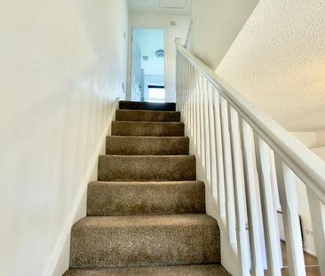 2 bedroom semi-detached house to rent - Photo 4