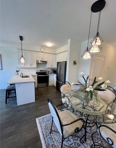 For Lease - 20 Little River Crossing, Wasaga Beach, Ontario - Photo 3