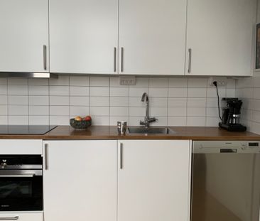 Björnvägen, Skogås - Photo 4