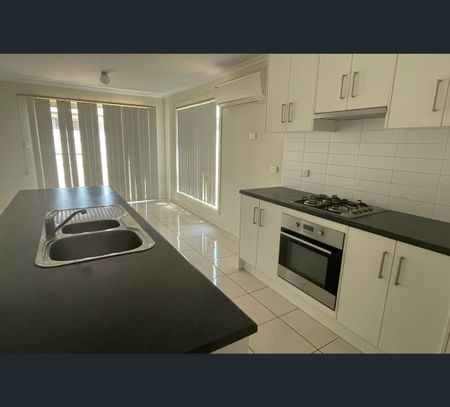 35 Phillips Street, Whyalla Stuart, SA 5608 - Photo 3