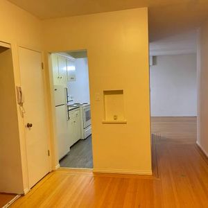 Marpole 2 bedroom apartment for rent - Photo 2