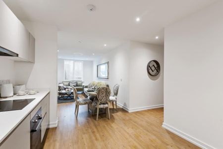 2 bedroom apartment to rent - Photo 5