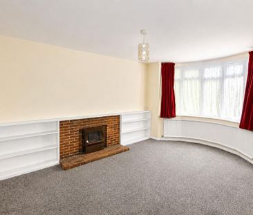 4 bedroom detached house to rent - Photo 2