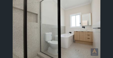 Stunning Renovated Family Home - Photo 5