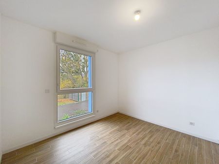 ESCHAU - 4 PIECES - Photo 3