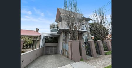 Open: Thurs 6TH NOV 4:50PM - 5:05PM - Photo 2