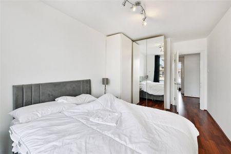 Flat 234, Compass House, Smugglers Way, London - Photo 4