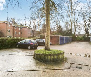 2 bedroom flat to rent - Photo 5