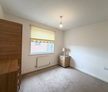 Lower Hall Street, St Helens, WA10 1GE - Photo 2