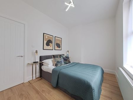 3 Bed Flat, Eagle Road, HA0 - Photo 4