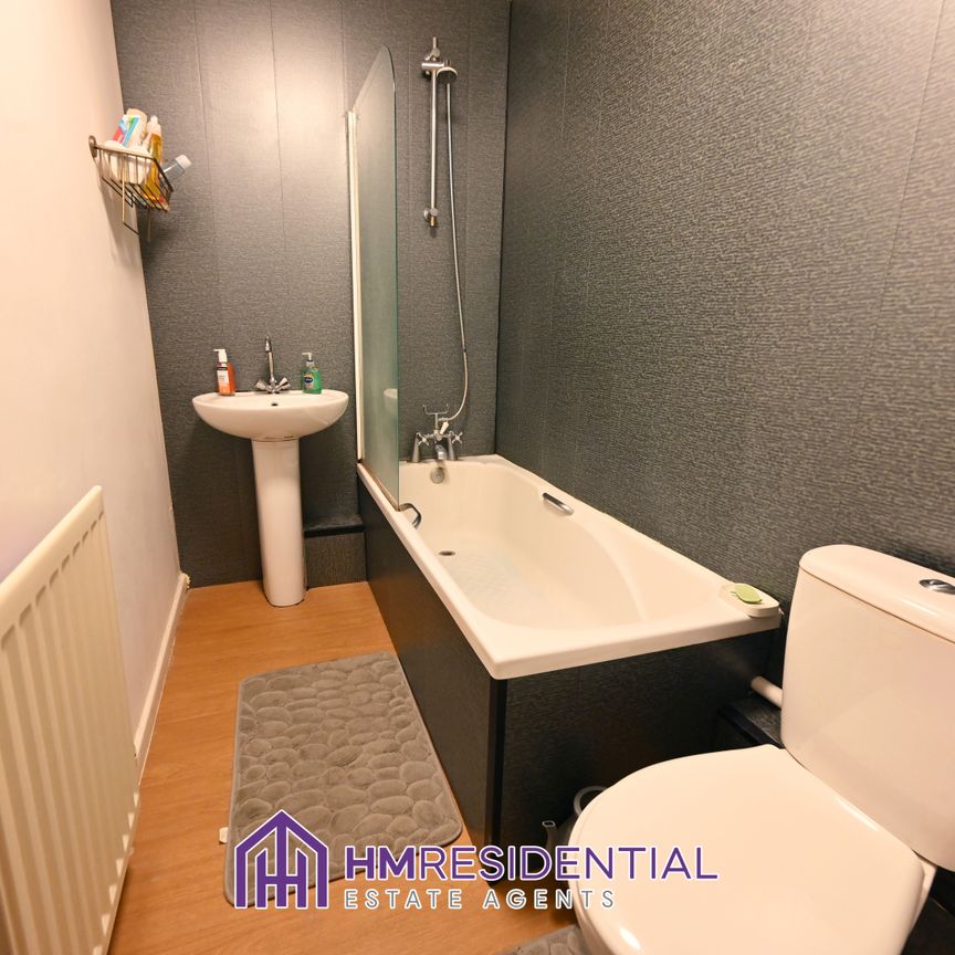 2 Bedroom first floor flat, Monday Crescent, Arthurs Hill, NE4 5BE Available 01/12/2025 £850.00 pcm - Photo 1