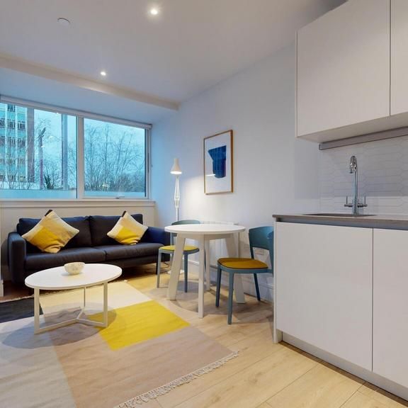 Studio to rent - Photo 1