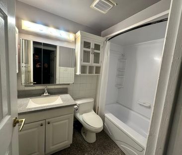 For Lease - 63 Wallis Crescent, Toronto, Ontario - Photo 5