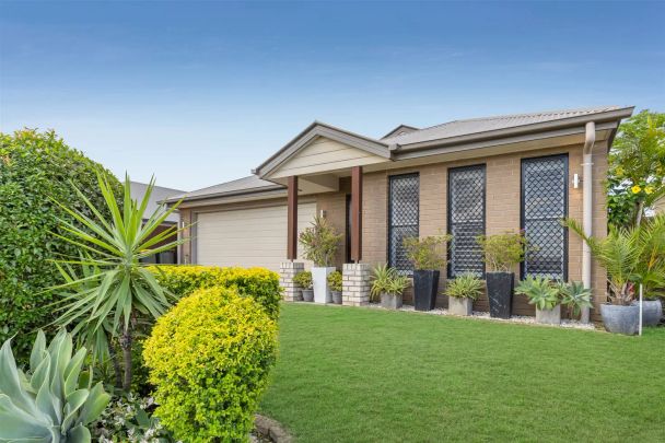 29 Castamore Way, Richlands QLD 4077 - Photo 1