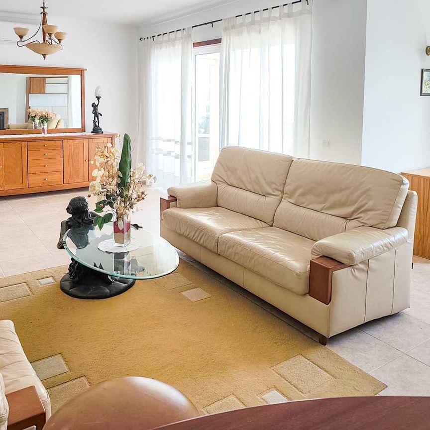 Apartamento T2 para Arrendamento Anual na Vila Rosa - Portimão - Photo 1