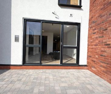 Evergreen, Albany House, Albany Street, Ilkeston, Derbyshire, DE7 - Photo 4